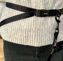 Load image into Gallery viewer, Luna Moon Signature Hands-Free Lead